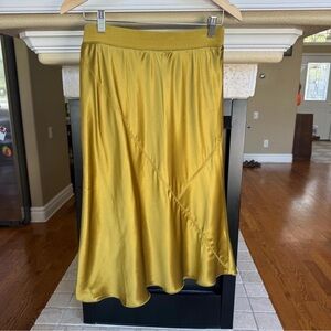 ATM Silk Bias Cut A Line Chartreuse Skirt Size Small